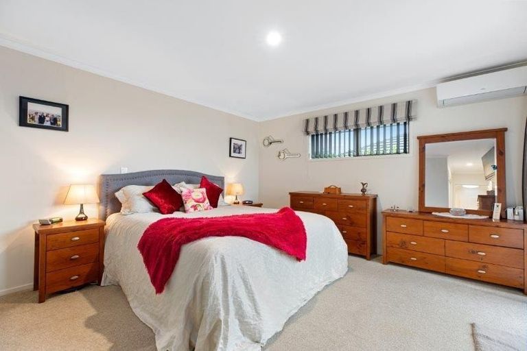 Photo of property in 2 Dayna Avenue, Ohauiti, Tauranga, 3112