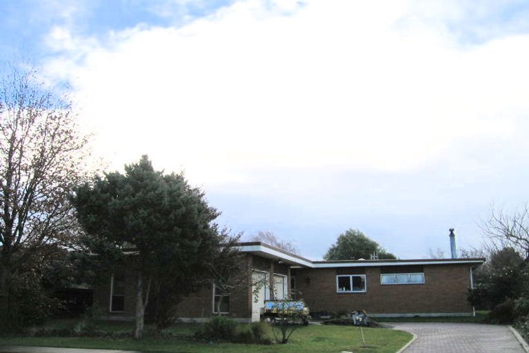 Photo of property in 82 Diaz Drive, Flaxmere, Hastings, 4120