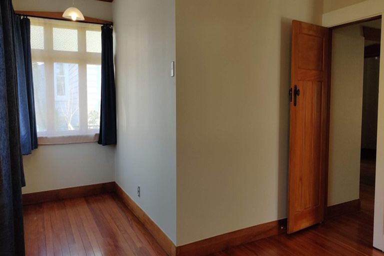 Photo of property in 3a Bayview Road, Hauraki, Auckland, 0622