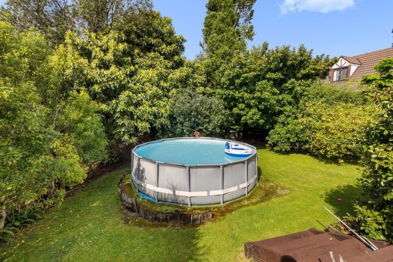 Photo of property in 48 Resolution Road, Welcome Bay, Tauranga, 3112