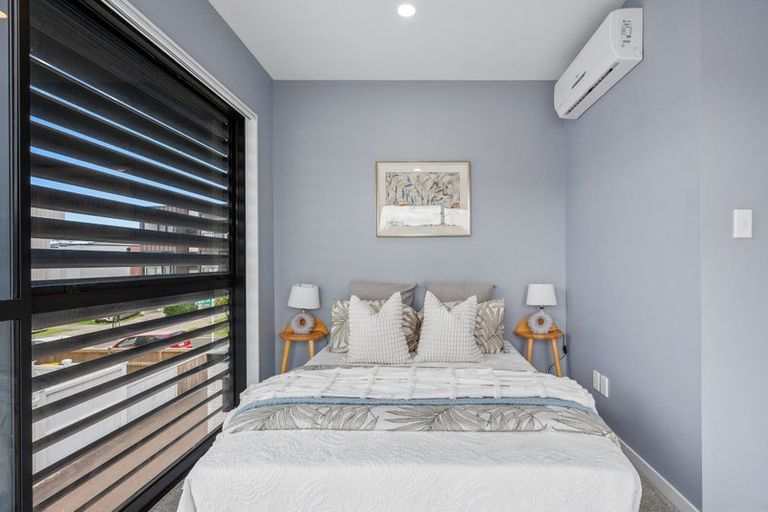 Photo of property in 14 Waka Street, Albany Heights, Auckland, 0632