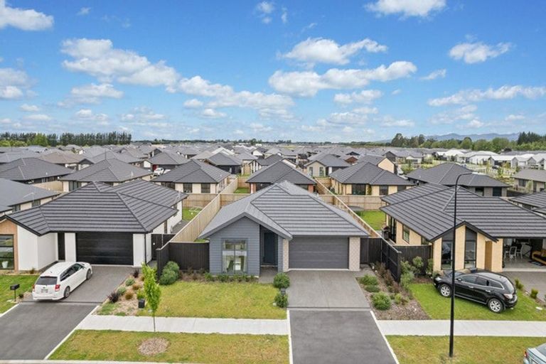 Photo of property in 175 Faringdon Boulevard, Rolleston, 7615