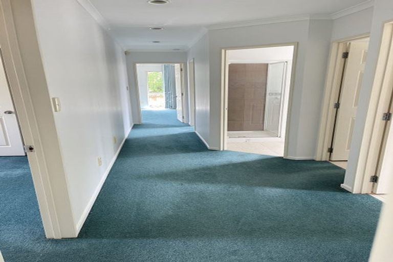 Photo of property in 7 Nier Place, East Tamaki Heights, Auckland, 2016