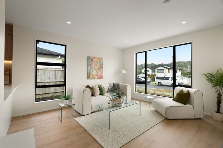 Photo of property in 24 Josh Road, Huapai, Kumeu, 0810