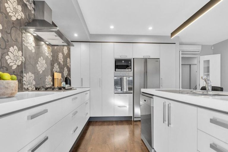Photo of property in 14 Bernice Crescent, Yaldhurst, Christchurch, 8042