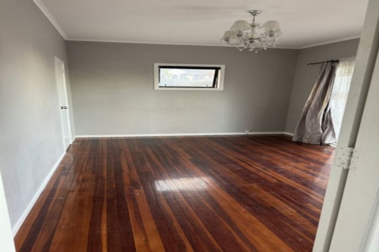 Photo of property in 2/36 Quebec Road, Milford, Auckland, 0620