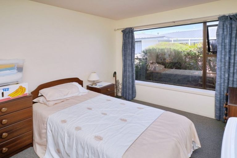 Photo of property in 1/39 Harris Crescent, Papanui, Christchurch, 8053