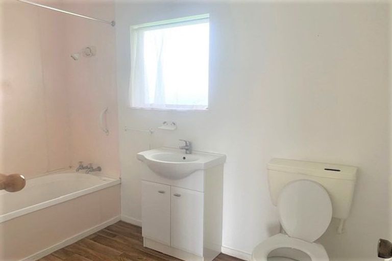 Photo of property in 34 Avenue Road, Foxton, 4814