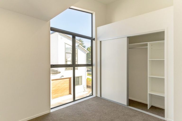 Photo of property in 10 Rangimarie Close, Opaheke, Papakura, 2113