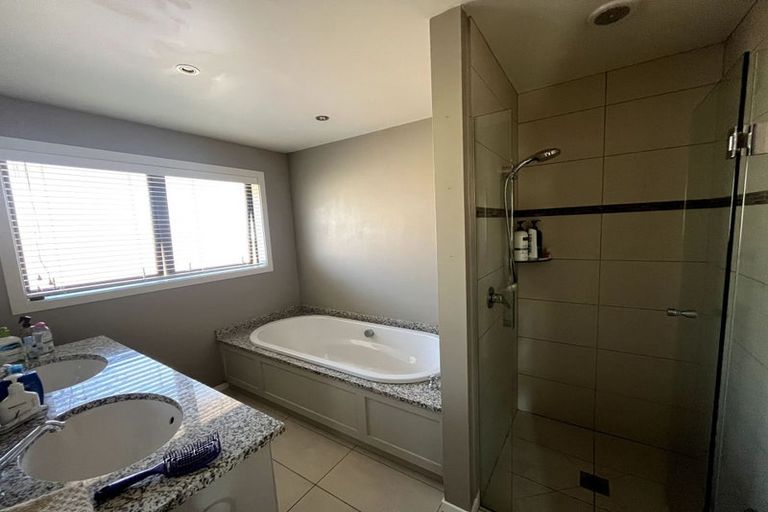 Photo of property in 11 Bevan Place, Wanaka, 9305