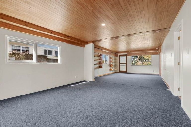 Photo of property in 102 Sartors Avenue, Browns Bay, Auckland, 0630