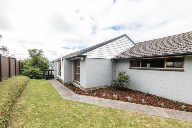 Photo of property in 41 Cambrian Street, Churton Park, Wellington, 6037