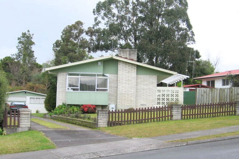 Photo of property in 16 Splitt Avenue, Glenview, Hamilton, 3206