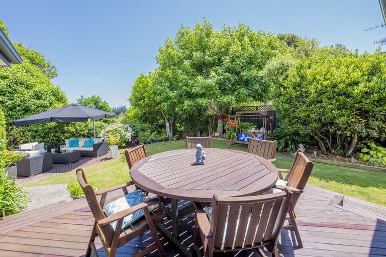 Photo of property in 31 Oriwa Crescent, Otaki, 5512