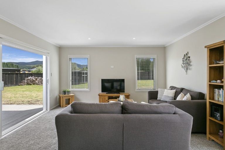 Photo of property in 2/500 Kinloch Road, Kinloch, Taupo, 3377