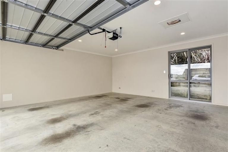 Photo of property in 28 Alexia Place, Flat Bush, Auckland, 2105