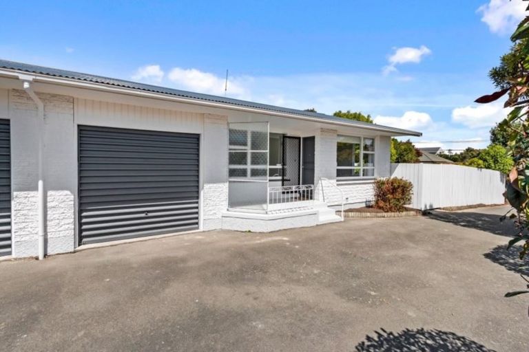 Photo of property in 1/12 Ensors Road, Opawa, Christchurch, 8023