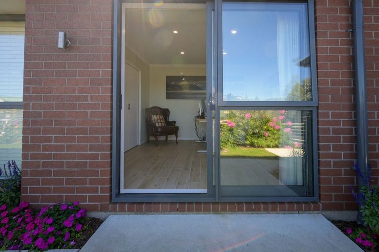 Photo of property in 29a Golf Vue Place, Castlecliff, Whanganui, 4501