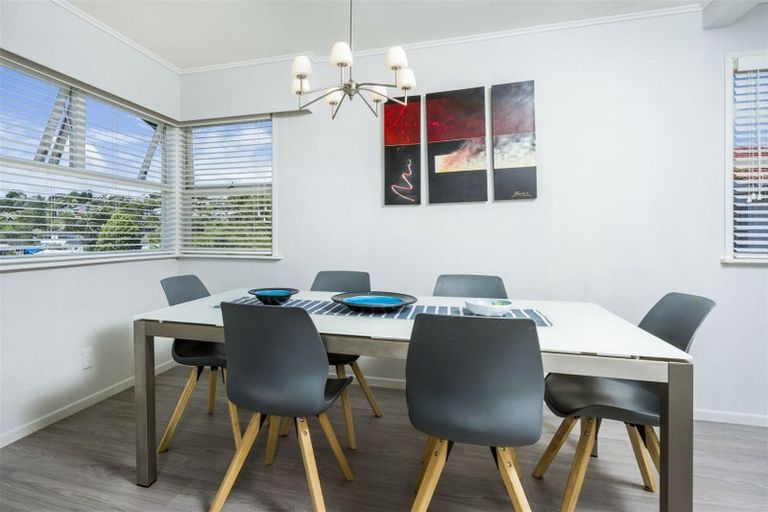 Photo of property in 41 Compton Street, Hillcrest, Auckland, 0627