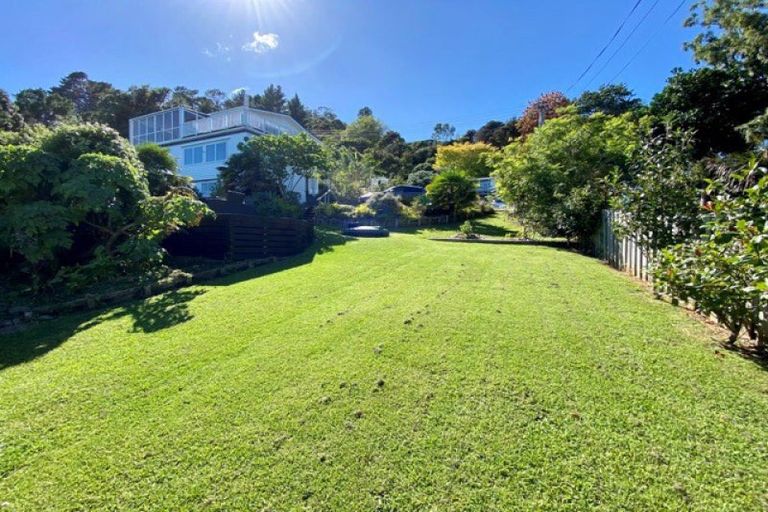 Photo of property in 35 Adams Road, Thornton Bay, Thames, 3575