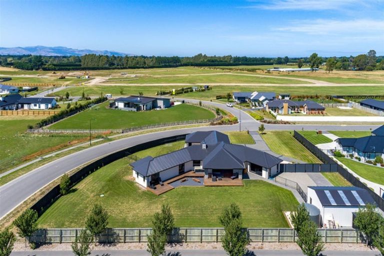 Photo of property in 62 Kingsdowne Drive, West Melton, 7618