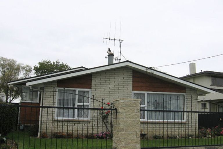 Photo of property in 60 Duff Crescent, Highbury, Palmerston North, 4412