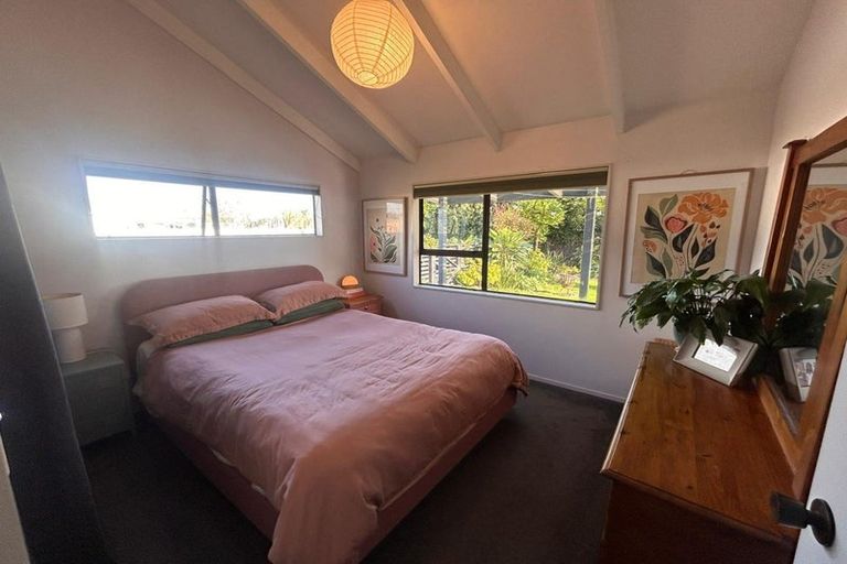 Photo of property in 34 Kiharoa Street, Otaki Beach, Otaki, 5512