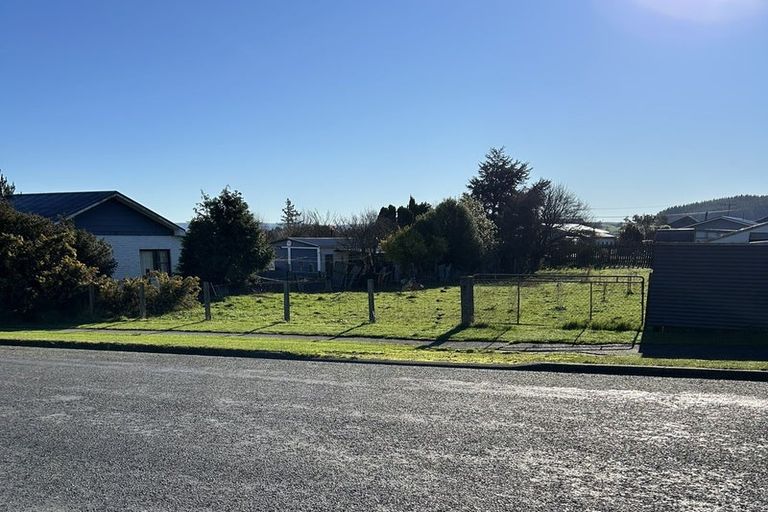 Photo of property in 33 Christchurch Street, Kaitangata, 9210