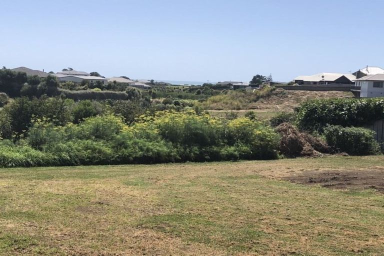 Photo of property in 18a Jules Crescent, Bell Block, New Plymouth, 4312