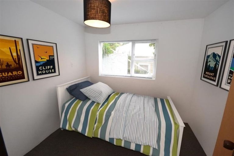 Photo of property in 35 Connaught Terrace, Brooklyn, Wellington, 6021