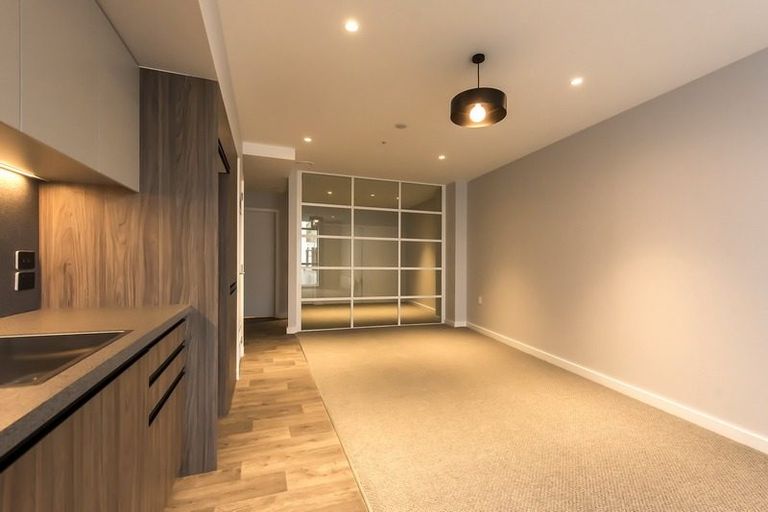 Photo of property in Unit 101, Level 1, 101/14 Laings Road, Hutt Central, Lower Hutt, 5010