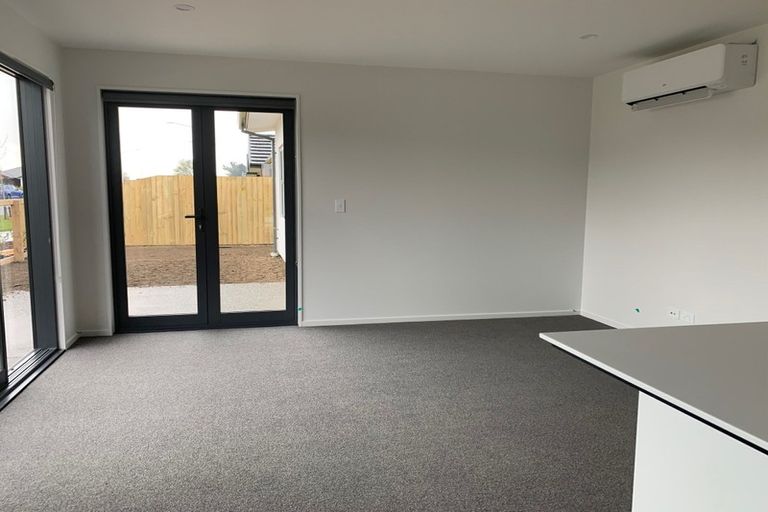 Photo of property in 30 Blakes Road, Belfast, Christchurch, 8051