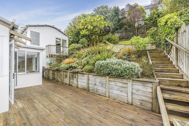 Photo of property in 92 Raroa Road, Aro Valley, Wellington, 6012