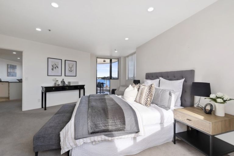 Photo of property in 5d/173 Hurstmere Road, Takapuna, Auckland, 0622