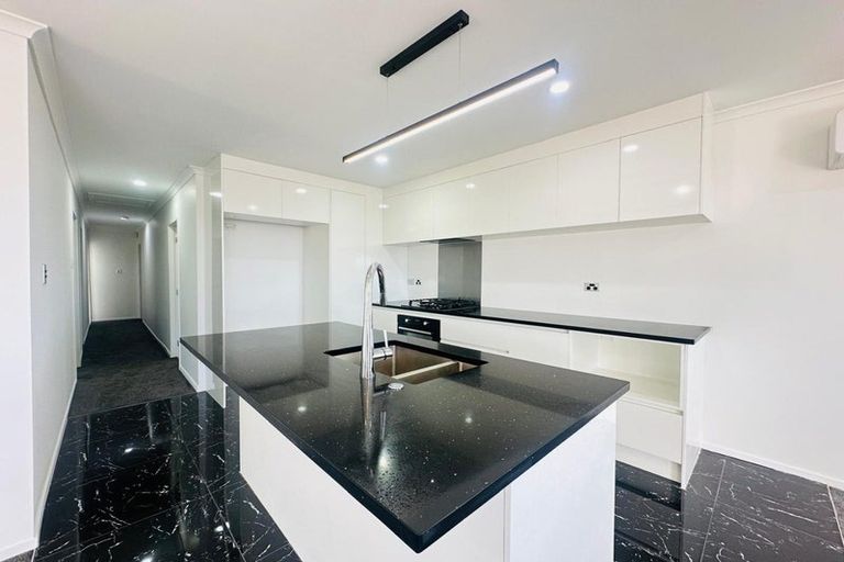 Photo of property in 78 Joseph Street, Flat Bush, Auckland, 2019