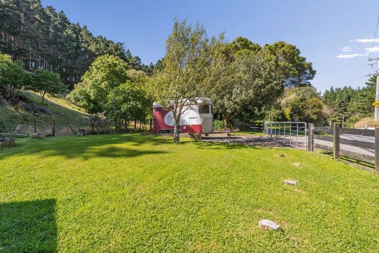 Photo of property in 329 Takarau Gorge Road, Ohariu, Wellington, 6037