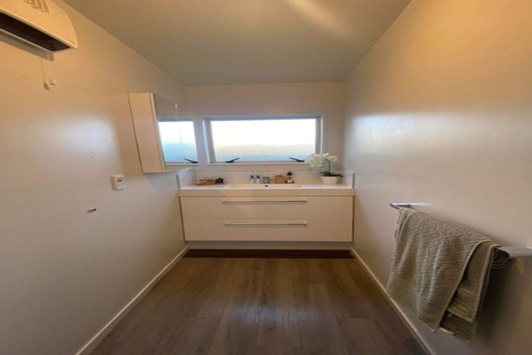 Photo of property in 111a Langdons Road, Papanui, Christchurch, 8053