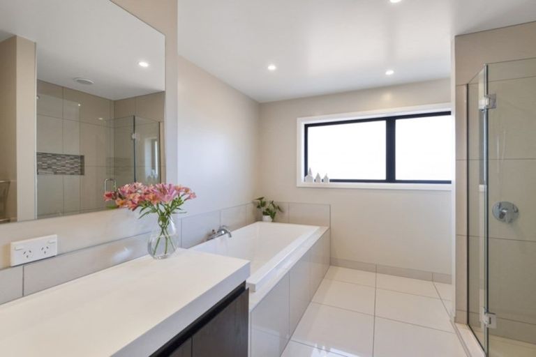 Photo of property in 63 Wai-iti Terrace, Burnside, Christchurch, 8052
