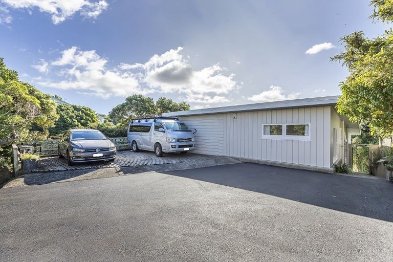 Photo of property in 5 Cluny Avenue, Kelburn, Wellington, 6012