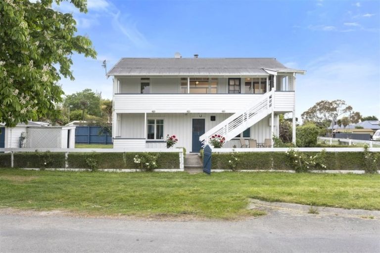 Photo of property in 7 Bridge Street, Waikuku Beach, 7473