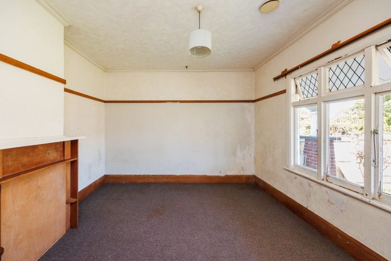 Photo of property in 972 Tremaine Avenue, Roslyn, Palmerston North, 4414