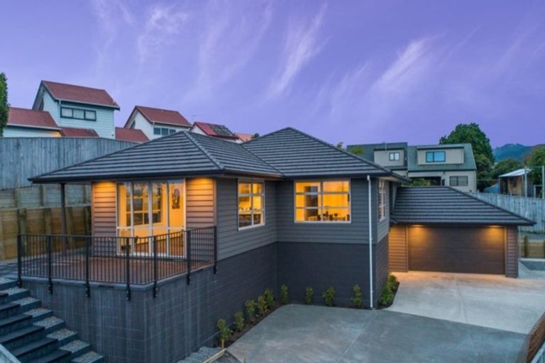 Photo of property in 7 Caterer Lane, Paraparaumu, 5032