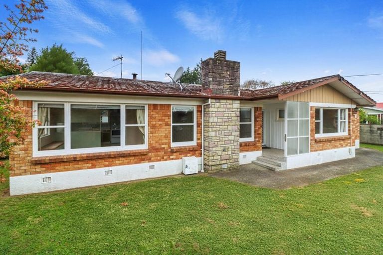 Photo of property in 31 Casper Street, Fairfield, Hamilton, 3214