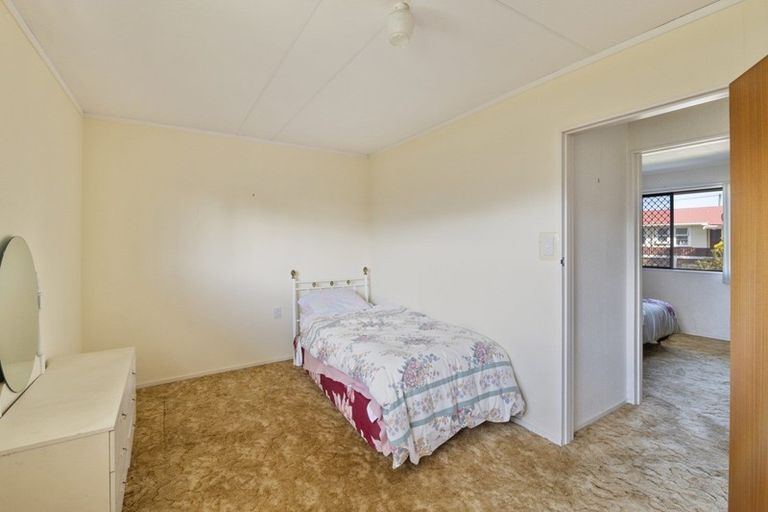Photo of property in 15b Hadfield Street, Otaki, 5512