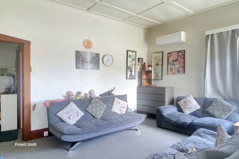 Photo of property in 10 Kamo Road, Regent, Whangarei, 0112