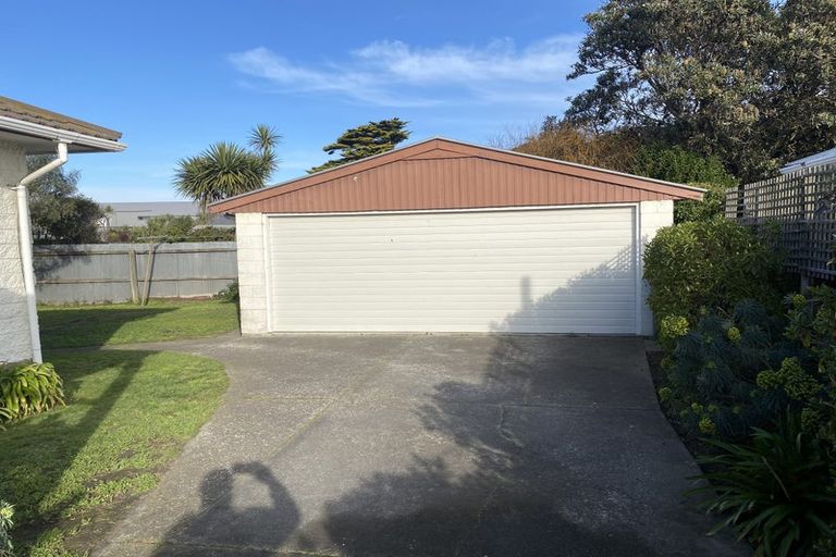 Photo of property in 5 Beach Road, North New Brighton, Christchurch, 8083