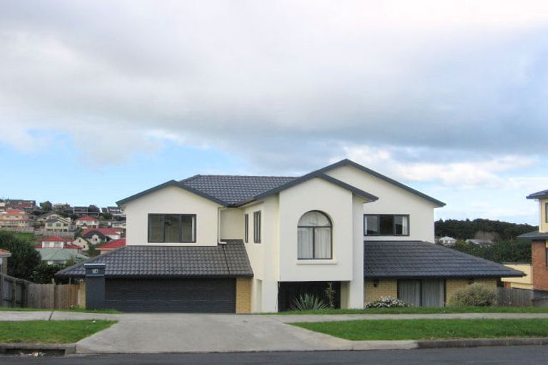 Photo of property in 74 Ransom Smyth Drive, Goodwood Heights, Auckland, 2105