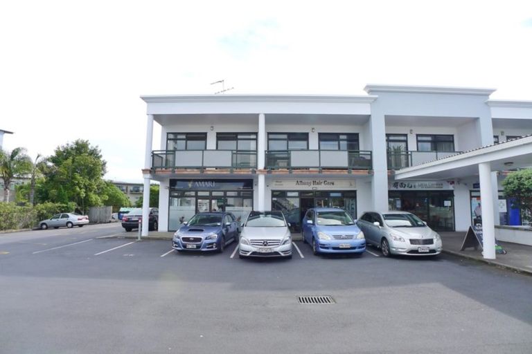 Photo of property in 6/372 Rosedale Road, Rosedale, Auckland, 0632