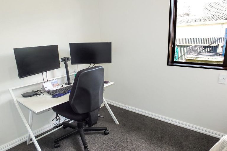 Photo of property in 22 Shortt Street, Foxton Beach, Foxton, 4815