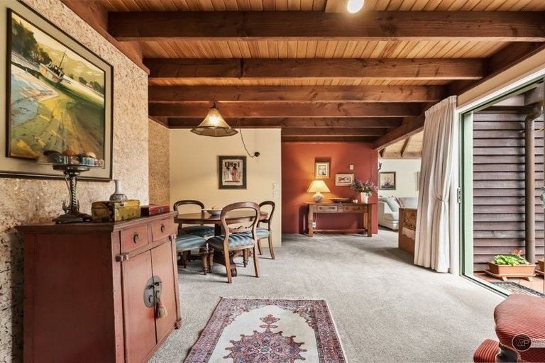 Photo of property in 131 Kings Crescent, Hutt Central, Lower Hutt, 5010